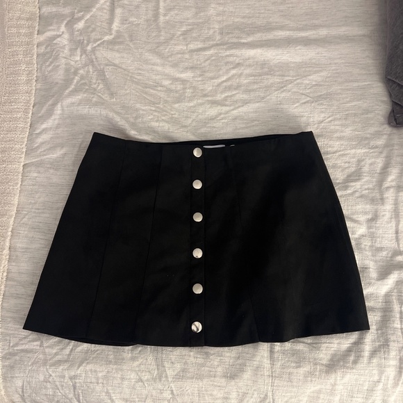 Steve Madden suede skirt - Picture 3 of 3